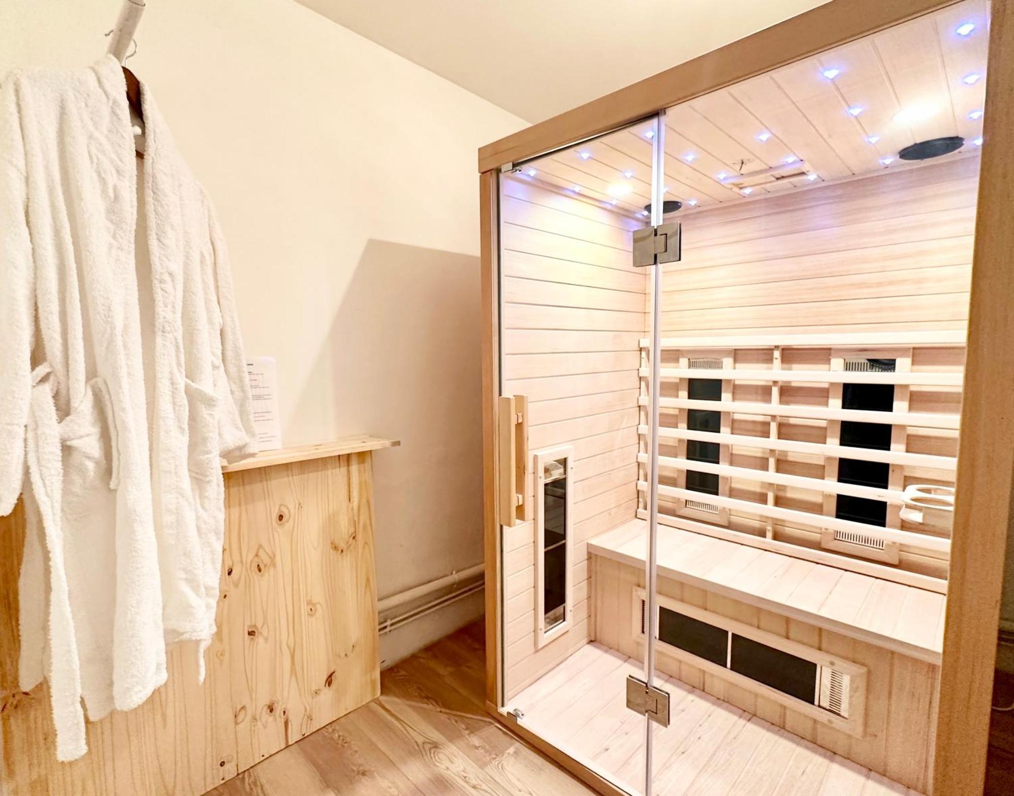 Le Spa Etoile - Baignoire Balneo Et Sauna Privatif Mont-de-Marsan Exteriér fotografie